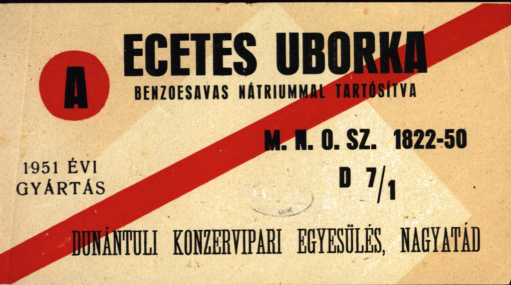 „Dunántúli Konzervipari Egyesülés, Nagyatád” felirattal ellátott címke, 1951.