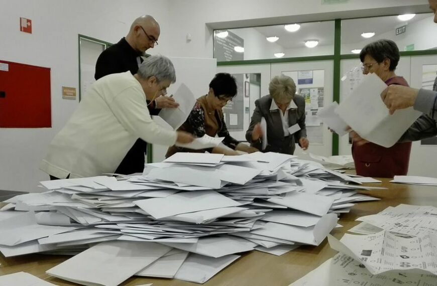 A 4-es körzetben is csak 11 óra után végzett a bizottság