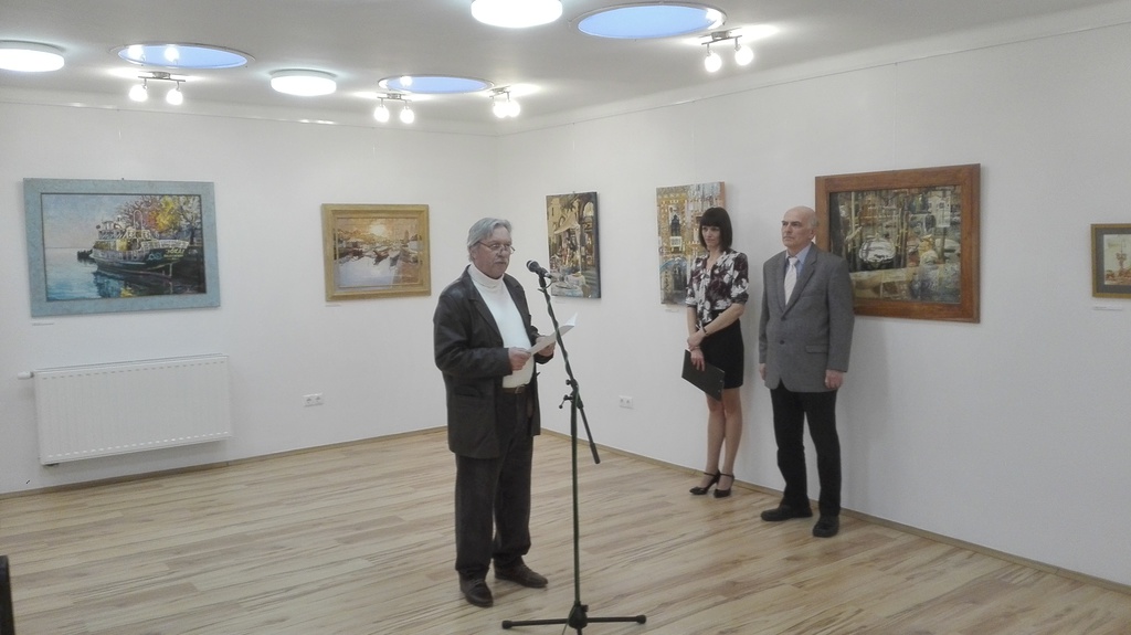 Mester Béla festőművész nyitotta meg a kiállítást