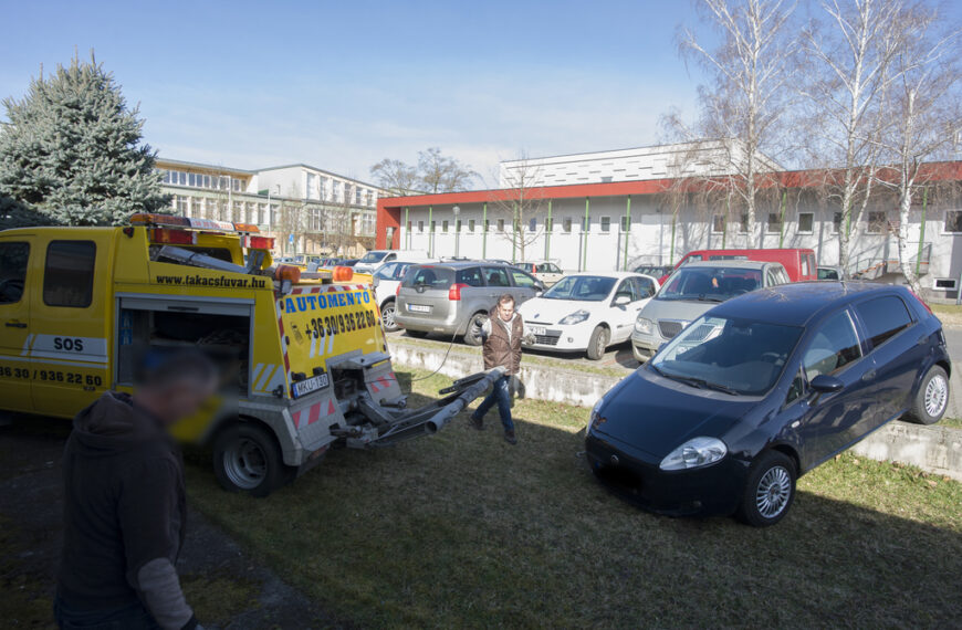 Túlhajtott a patkán a járművel