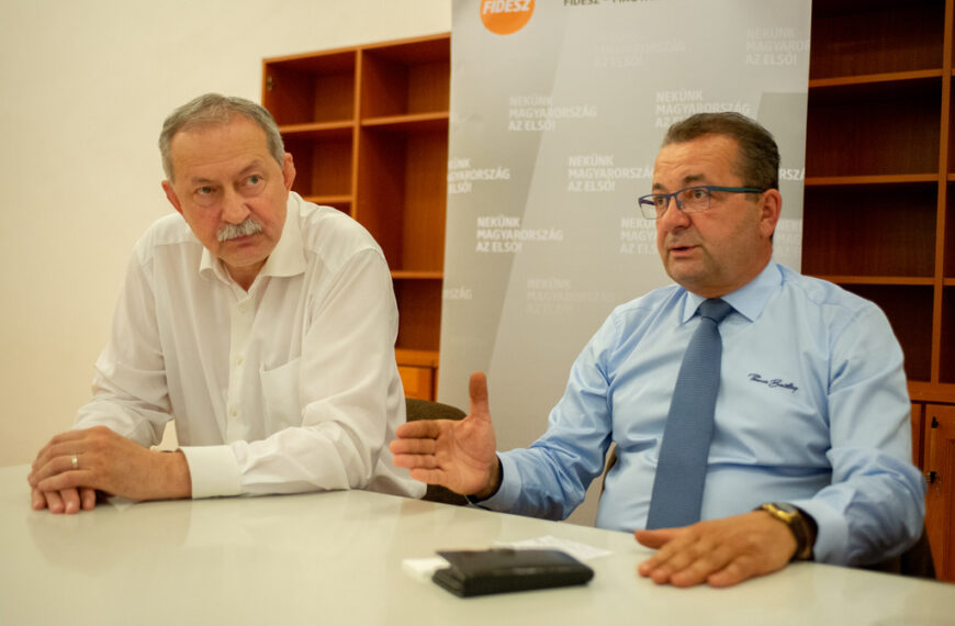 Kárpáti László: Projektet kell készíteni, és nem lehet a székben ülve ide vállalkozásokat várni.