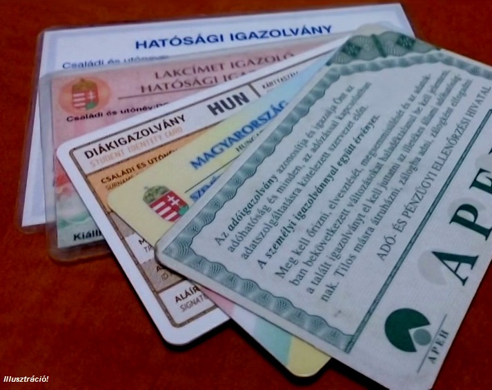 A szavazáshoz szükséges, személyazonosításra alkalmas okmányok: személyi igazolvány, útlevél, jogosítvány, illetve lakcímkártya vagy a lakcímet egyéb módon igazoló hivatalos okmány - A kép illusztráció!
