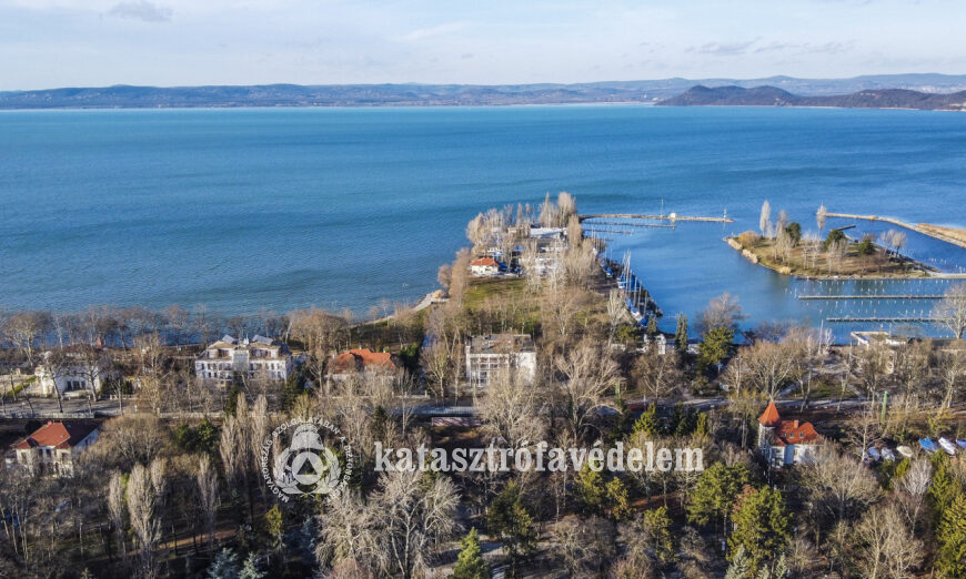 Indul a hajózási szezon és a viharjelzés a Balatonon