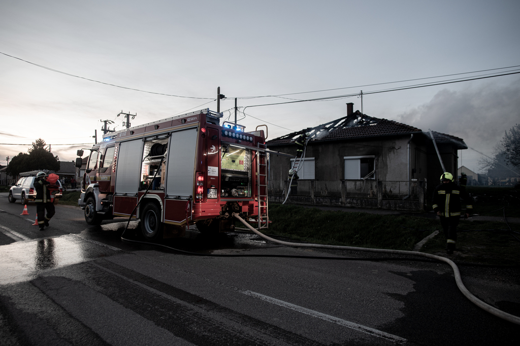 Mindenük bennégett a házban. Fotók: Röhrig Dániel (7 / 2. kép)