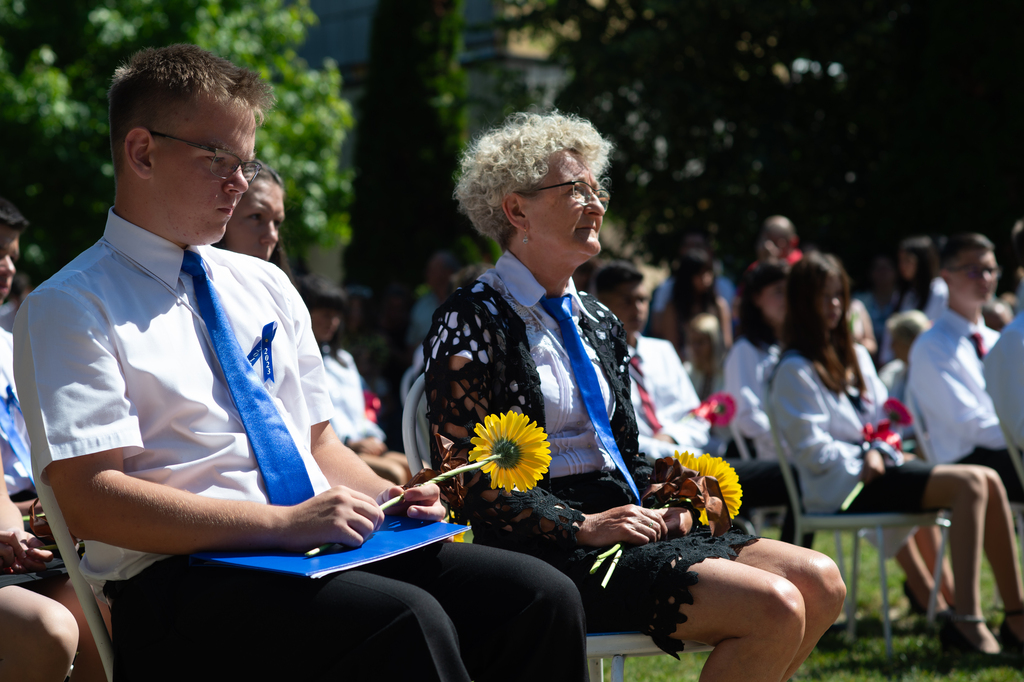 Ballagás az Árpád iskolában (18 / 11. kép)