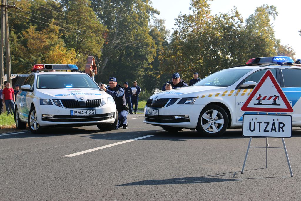 Az izgalmas gyakorlatban a közeli Lábod és Berzence települések is főszerepet kaptak - Fotó: Police.hu (11 / 10. kép)