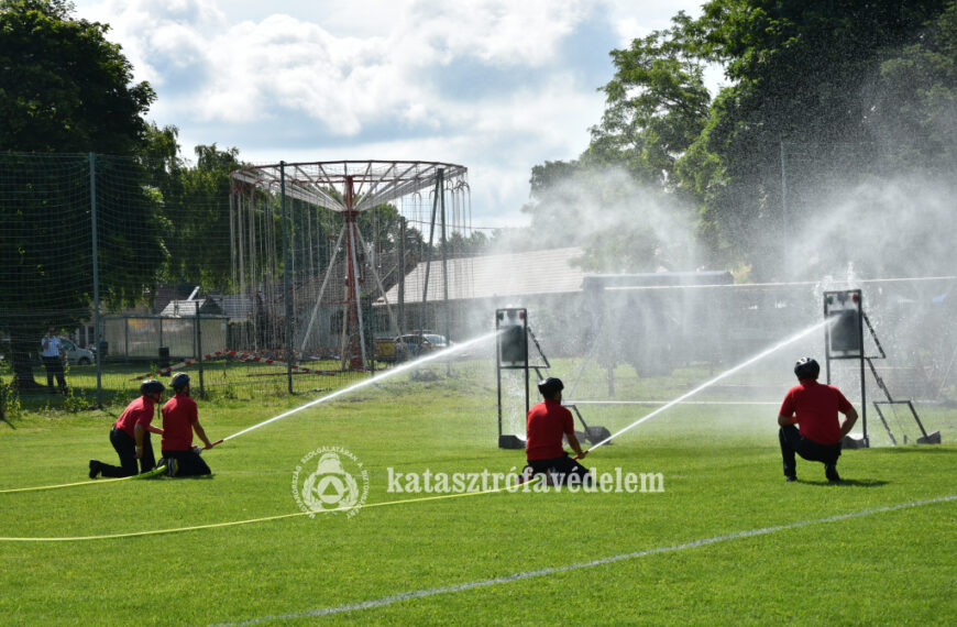 Versenyeztek a környék önkéntes tűzoltói