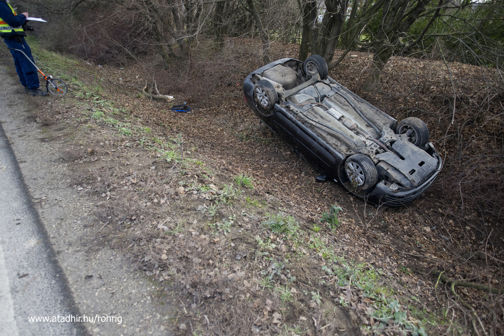 A Fiat nyári gumikkal közlekedett (11 / 9. kép)