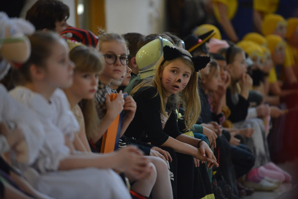 Vidáman mutatták be jelmezeiket a Bárdos iskola alsós tanulói (Fotó: Röhrig Dániel) (55 / 13. kép)