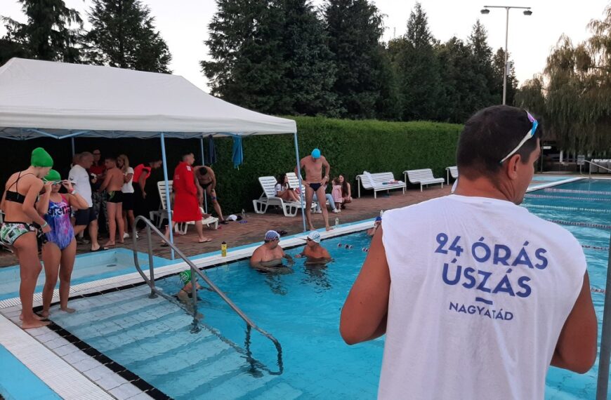 Külön frissítősátrat állítottak fel a versenyzők számára