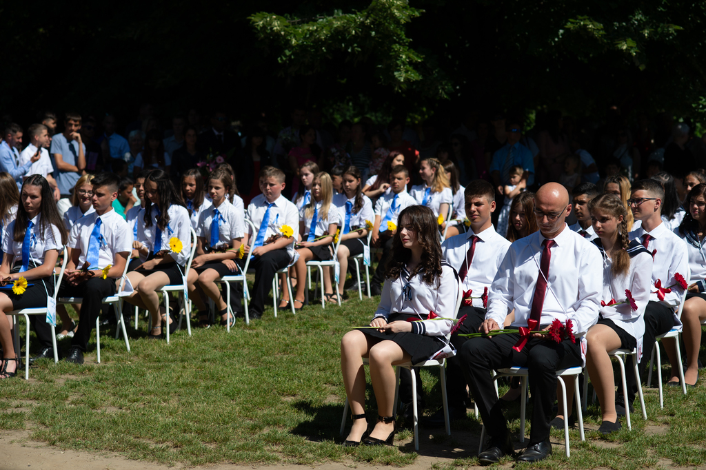 Ballagás az Árpád iskolában (18 / 14. kép)