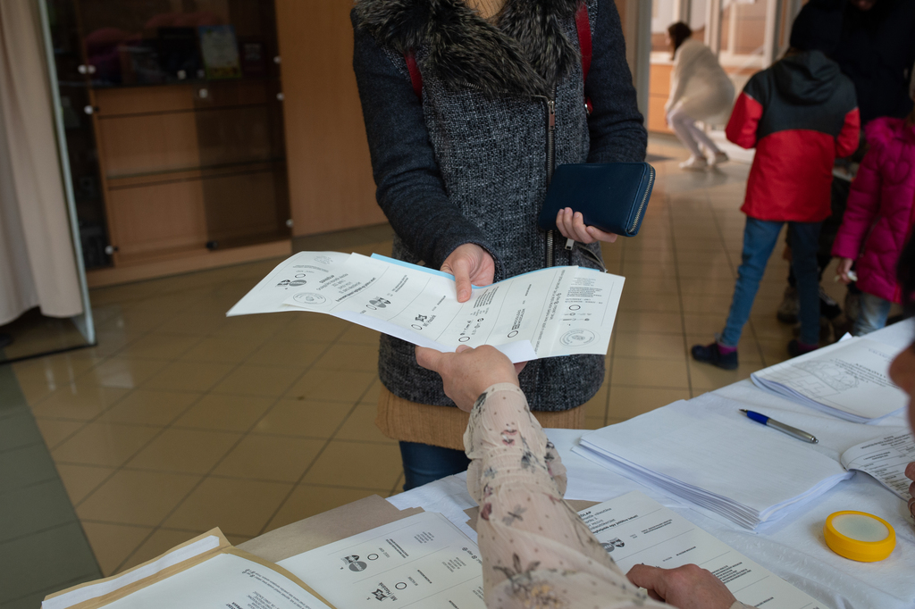 Nagy volt a sor az Árpád fejedelem iskolában (16 / 15. kép)