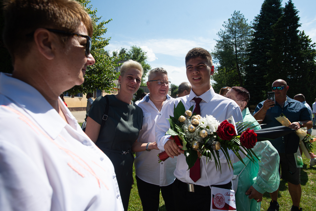 Ballagás az Árpád iskolában (18 / 16. kép)