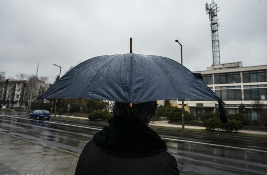 Hideg esőzuhataggal tér vissza a tél