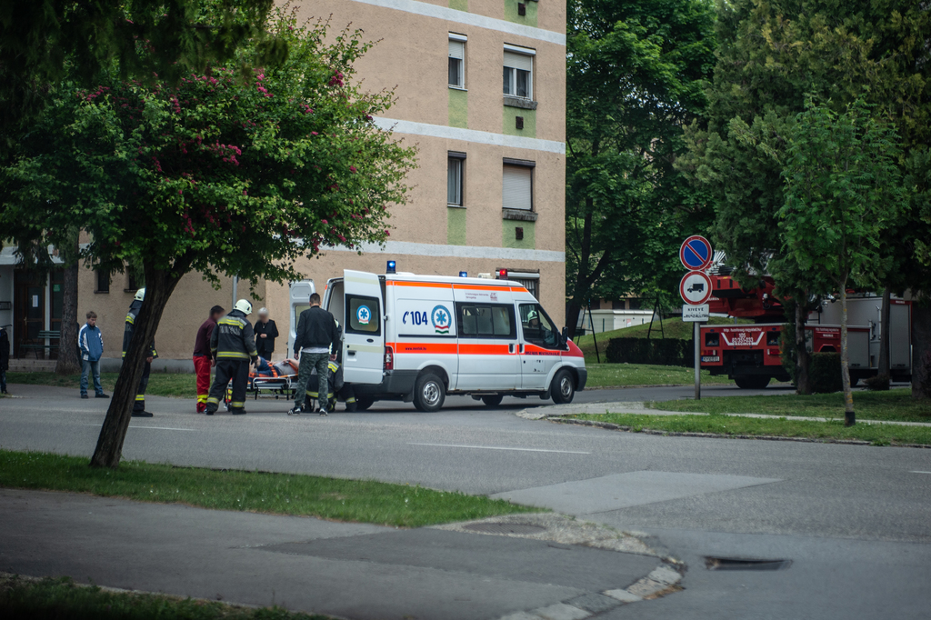 Tűzoltóság ajtó feltörés (3 / 3. kép)