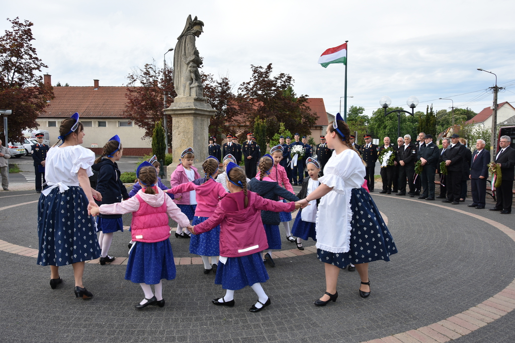 Elismerés tűzoltóknak (7 / 3. kép)