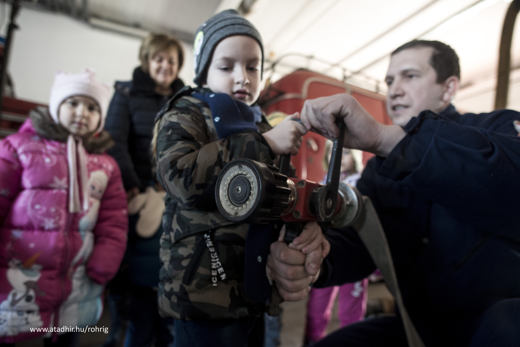 Tűzoltó leszek és katona! (5 / 3. kép)