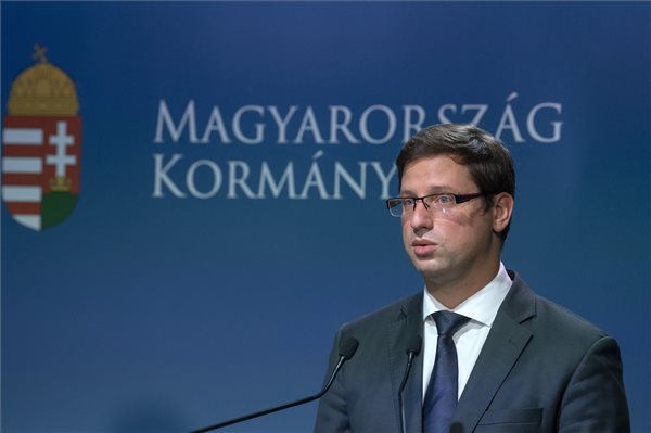 Gulyás Gergely, a Miniszterelnökséget vezető miniszter a Kormányinfó sajtótájékoztatón a Miniszterelnöki Kabinetiroda Garibaldi utcai sajtótermében 2018. augusztus 31-én. MTI