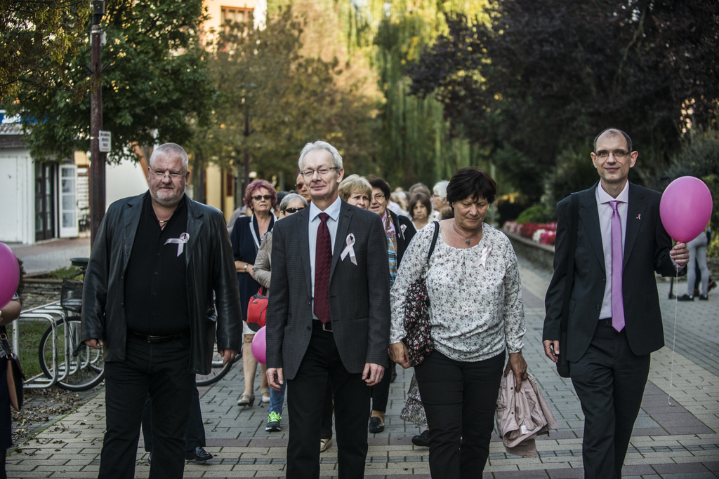 Gaál Imre, a Magyar Rákellenes Liga általános elnökhelyettese is a nagyatádi felvonulókkal tartott - Fotó: Röhrig Dániel (4 / 2. kép)