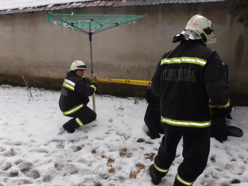 Ennek a magyaratádi háznak beomlott a teteje (4 / 3. kép)