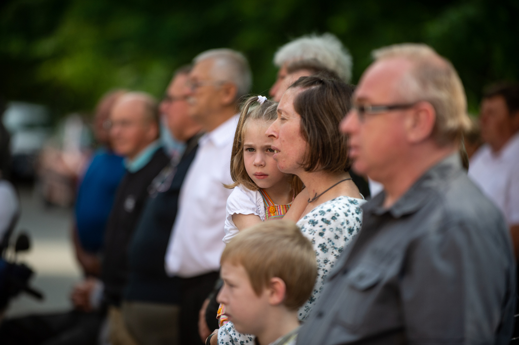 Közös imával és a Székely himnusz eléneklésével ért véget az ünnepség (15 / 4. kép)