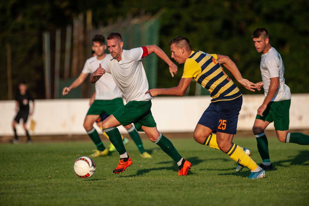 Nem volt könnyű dolguk a hazaiaknak (30 / 6. kép)