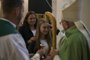 A püspök atya egy nap két misét is mondott Nagyatádon: egyet a bérmálás, egyet pedig a bodvicai templom jubileuma alkalmából (Fotó: Vránics Ildikó)