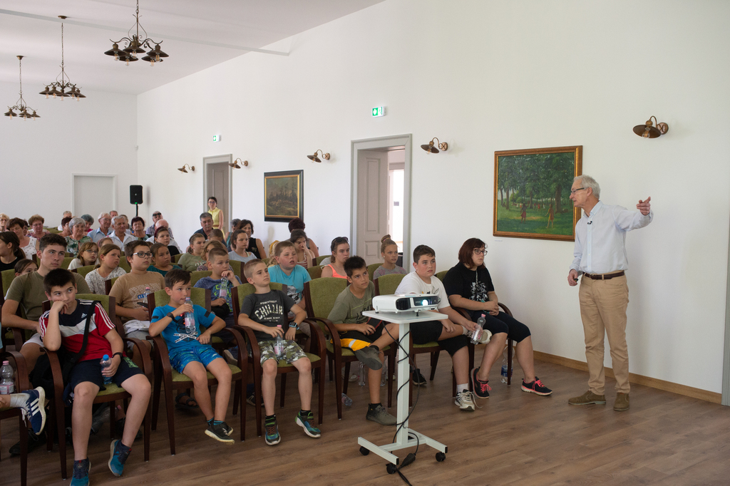 Fotók az előadásról (8 / 7. kép)