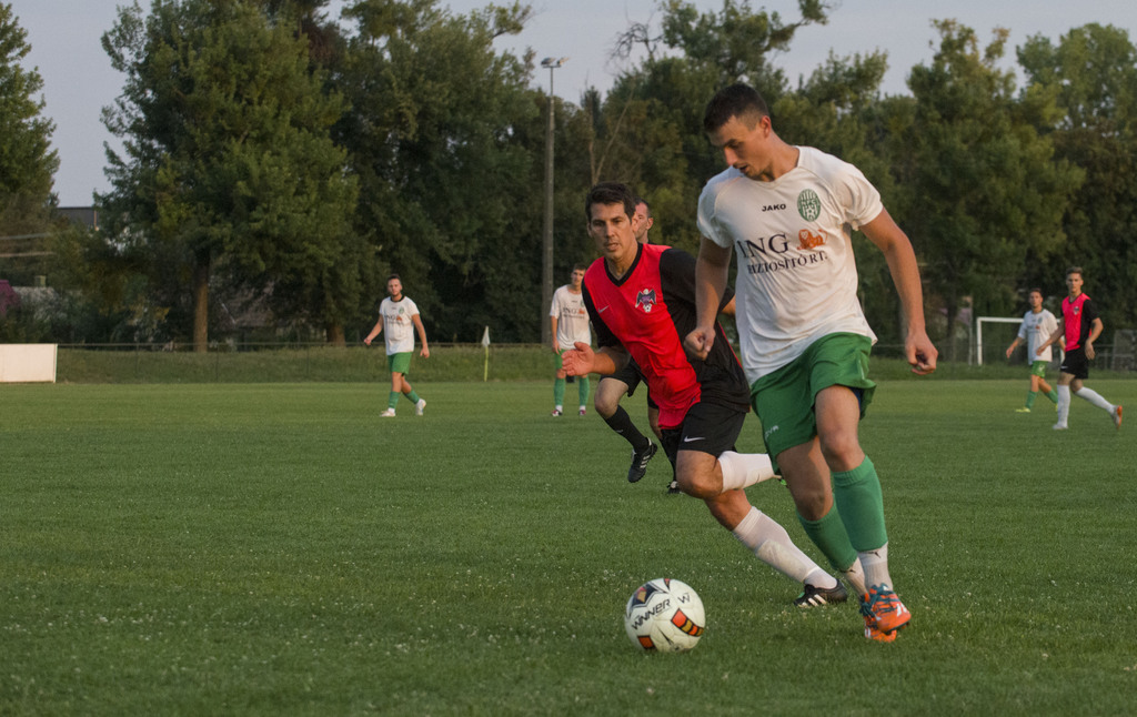 Nagyatád FC - Balatoni Vasas (7 / 7. kép)