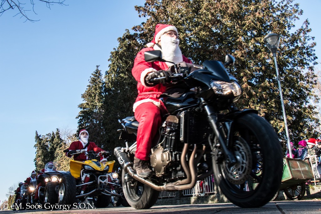 Motoros mikulások (10 / 7. kép)