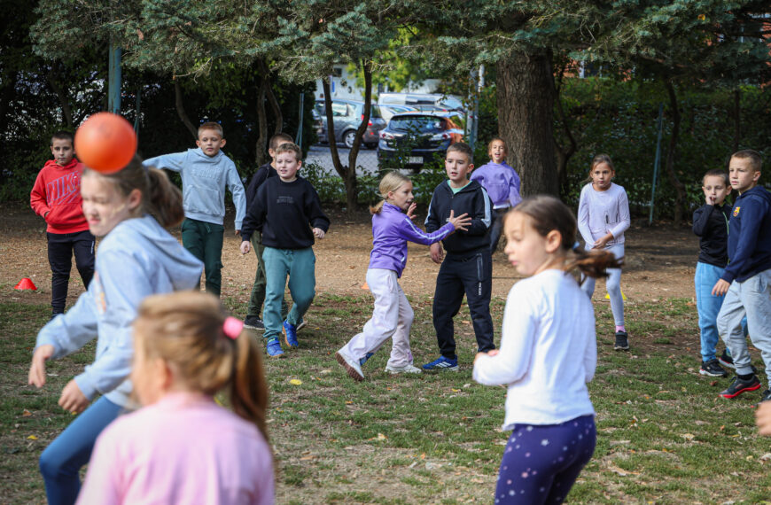 Játékos mozgással csatlakozott a Diáksport Napjához az Árpád iskola