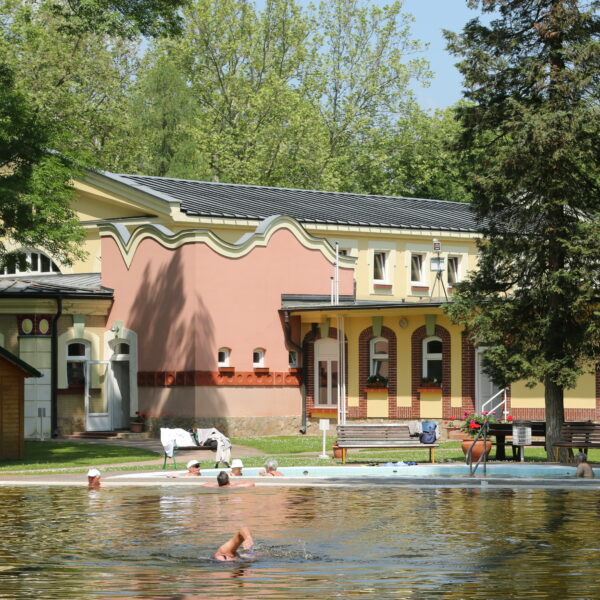 Ezek a felújítások várhatóak a nagyatádi gyógyfürdőben