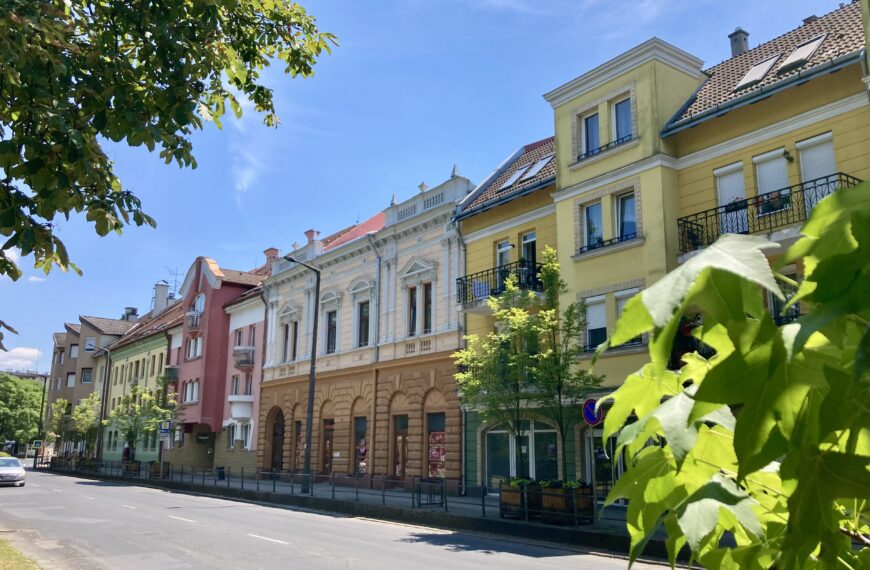 Önkormányzati lakáspályázat fiataloknak a Széchenyi téren
